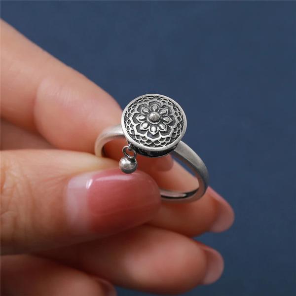 Silver Spinning Ring - Smiley Giant